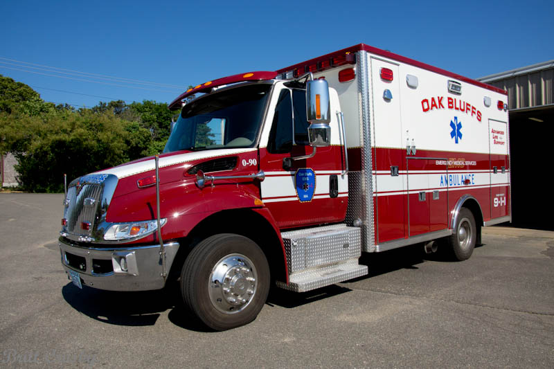 OAK BLUFFS EMS Oscar 90